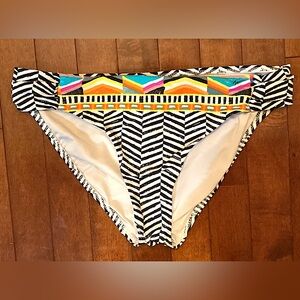 Trina Turk Brasilia Shirred Hipster Black White Mixed Print Bikini Bottoms SZ 12